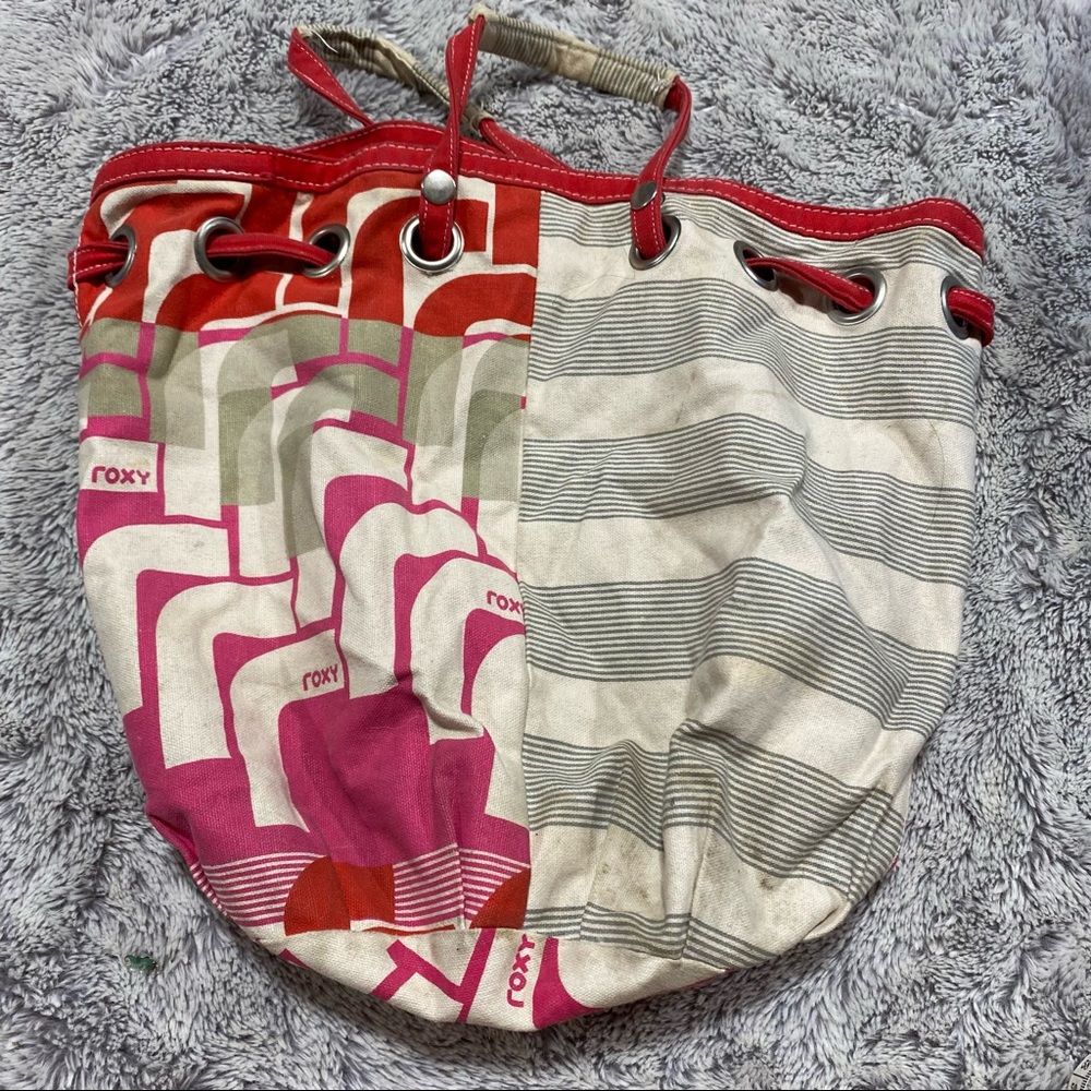 Roxy Bucket Hand Bag